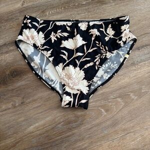 NWOT Womens Size 12 SUMMERSALT Black Cream Floral Print Bikini Bottom Beach Pool